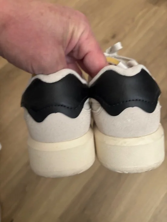 New Balance CT302
Moonbeam Black - Picture 5 of 6